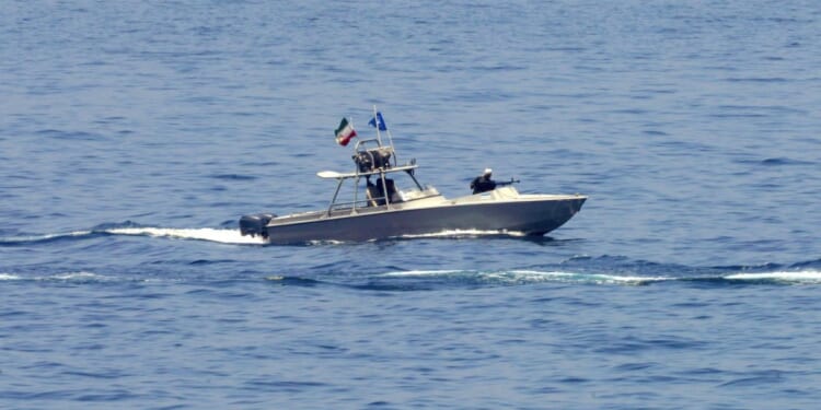 Iran's Islamic Revolutionary Guard Corps conducts new round of drills amid U.S. pressure