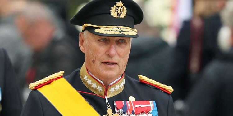 King Harald of Norway admitted to a hospital on the Spanish island of Tenerife