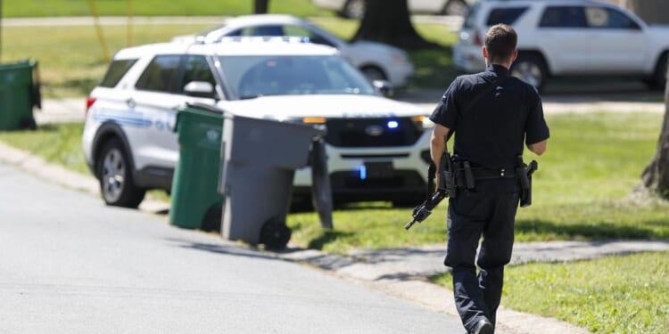 Republicans unveil bill to block illegal immigrants from becoming gun-toting cops