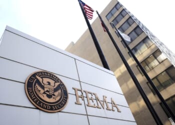 Illegal immigrant ran fake U.S. government agency: Feds