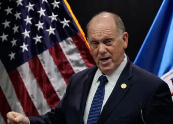 DHS drawdown begins in Minnesota; 700 officers to leave immediately