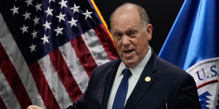 DHS drawdown begins in Minnesota; 700 officers to leave immediately