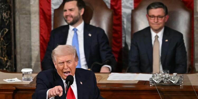 Trump Honors Great Americans at State of the Union