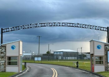 Man convicted of fatal shooting of a police officer in 1991 is set to be executed in Florida