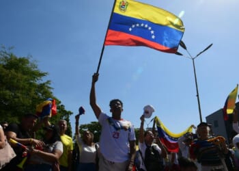 U.S. and Venezuela agree to reestablish diplomatic relations in historical shift