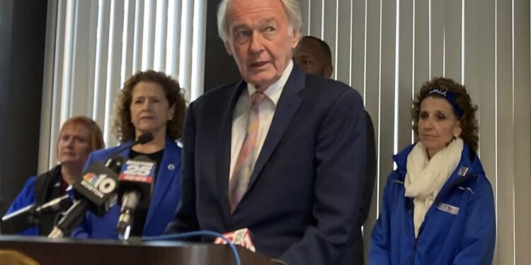 Senate passes bill to expand protections of minors’ online data