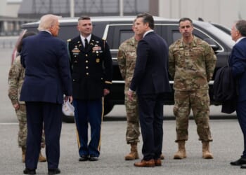 Trump honors 6 soldiers killed in Iranian drone strike