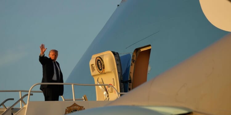 Trump visits Ohio and Kentucky to downplay war’s effect on economy and target a top GOP antagonist