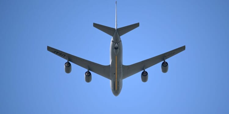 6 U.S. airmen killed in KC-135 refueling aircraft crash in Iraq during Operation Epic Fury