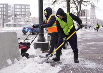 Severe storms pummel parts of U.S. with snow and high winds and raise tornado threat