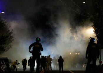 Appeals court pauses orders restricting federal officers’ use of tear gas at Portland ICE building