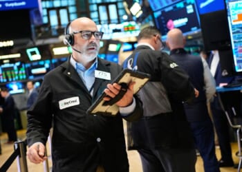 Stocks fall and oil prices rise after Trump’s latest delay in the Iran war fails to raise much hope