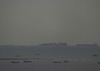 Iran to demand fees for ships transiting Strait of Hormuz; vows to block U.S. and Israeli ships