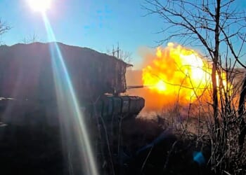 Russia and Ukraine trade deadly strikes as Zelenskyy travels to Istanbul for talks with Erdogan