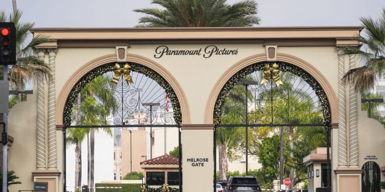 Hollywood heavyweights voice ‘unequivocal opposition’ to Paramount-Warner merger in open letter
