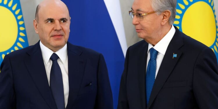 Media freedom groups urge Kazakhstan’s president to drop charges against journalists