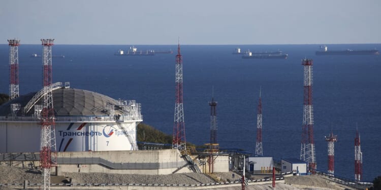 Ukraine launches renewed attacks on Russia’s oil facilities