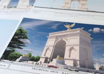 Trump ready to formally submit plans for 250-foot Triumphal Arch