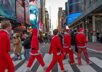 Popular NYC SantaCon charity fundraiser was more con than Claus, authorities say