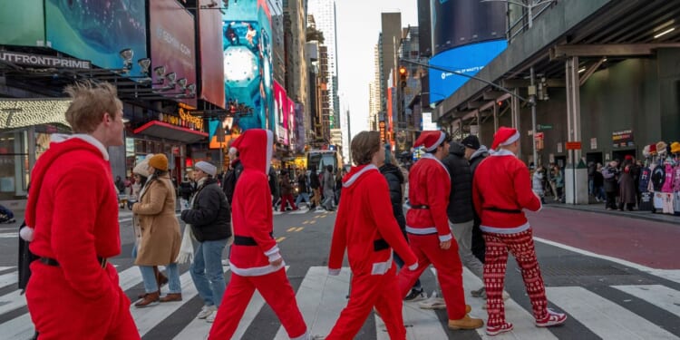 Popular NYC SantaCon charity fundraiser was more con than Claus, authorities say
