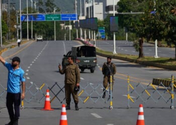 U.S. puts negotiations with Iran on hold as ceasefire deadline nears