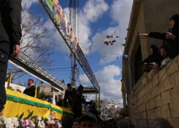 Trump extends ceasefire after request from Pakistan to let Iran draft a proposal