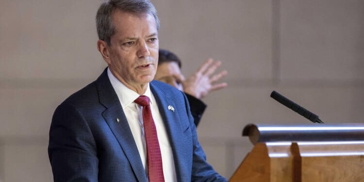 Nebraska agrees to end in-state college tuition for illegal immigrants