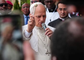 Pope calls for justice and closing income gap in Equatorial Guinea Mass with presidential family