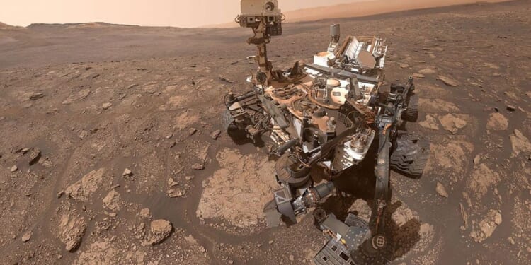 NASA rover finds organic molecules on Mars, suggesting it could have harbored life in distant past