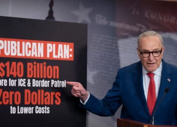 Trump calls on Schumer to apologize for ripping Border Patrol, ICE