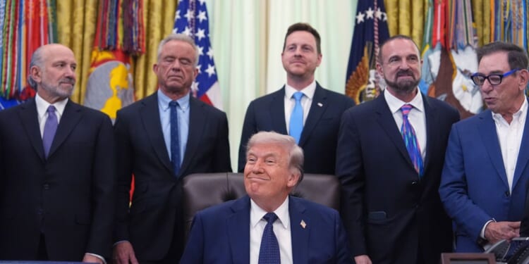 White House announces deal with Regeneron to lower drug prices