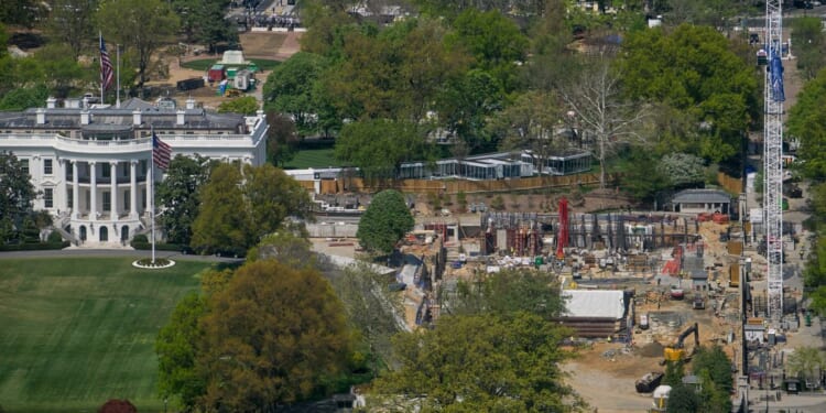 National Trust says it won’t drop suit against Trump’s $400M White House ballroom after DOJ request