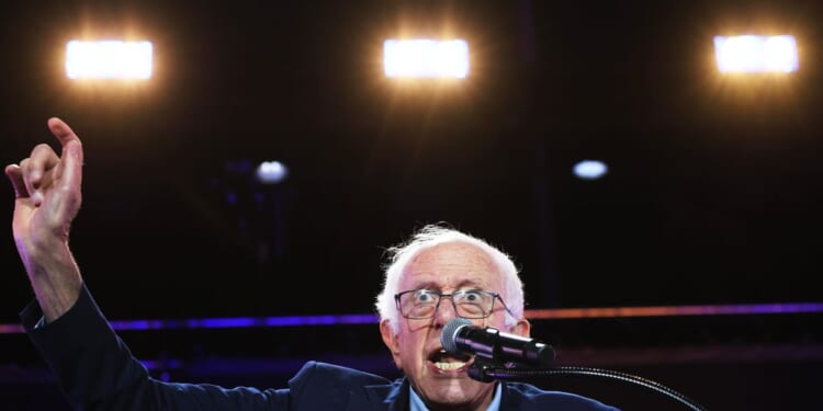 Left-wing senators press Democratic leaders to forbid super PAC spending in primaries