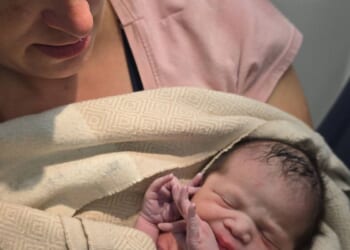 Paramedics help passenger give birth just before Delta flight lands