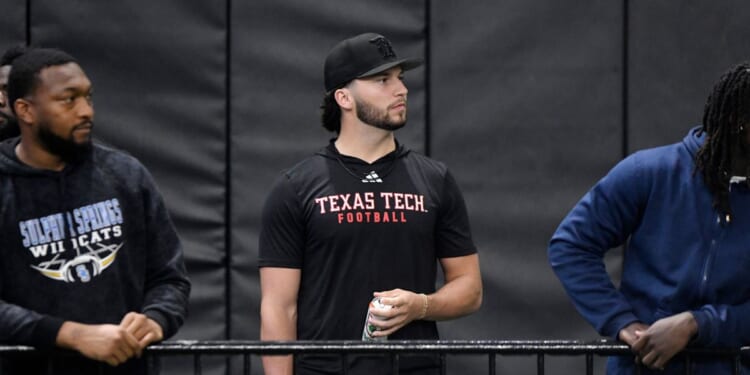 Texas Tech quarterback enters treatment program for a gambling addiction