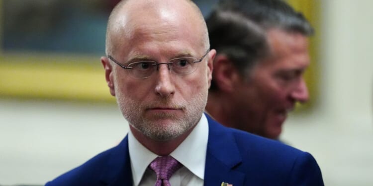 FCC reviews ABC stations’ broadcast licenses after Kimmel’s ‘expectant widow’ comment