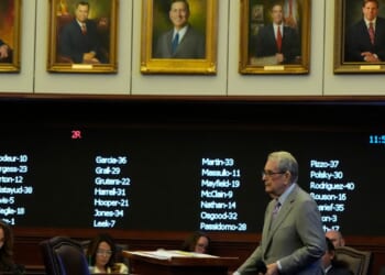 Florida legislature approves new congressional map intended to boost Republicans in midterms