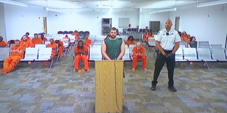 New report details suspect’s worsening behavior before 2 USF students’ killings