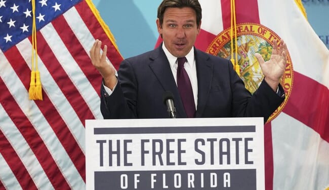 I Love a Theatrical Production - FL Passes DeSantis Redistricting Map