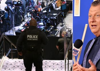 Jimmy Failla of Fox News, right, remarked on what he seemed to think was lax security at Saturday's White House Correspondents' Association dinner before shots rang out.
