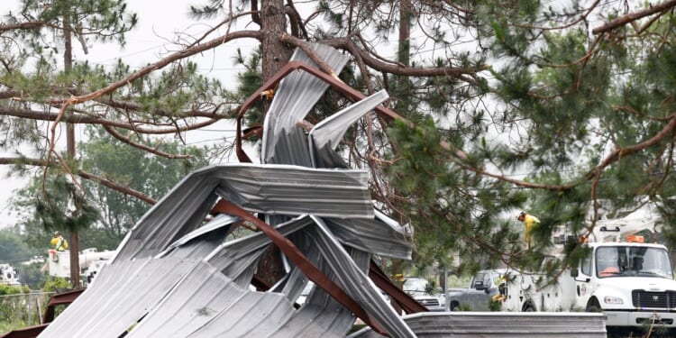 Tornadoes in northern Texas leave at least 2 dead and destroy multiple homes