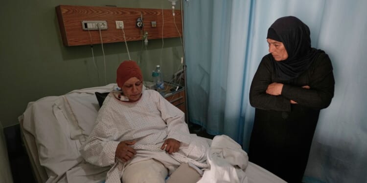 Israeli airstrikes on southern Lebanon kill 7 despite ceasefire