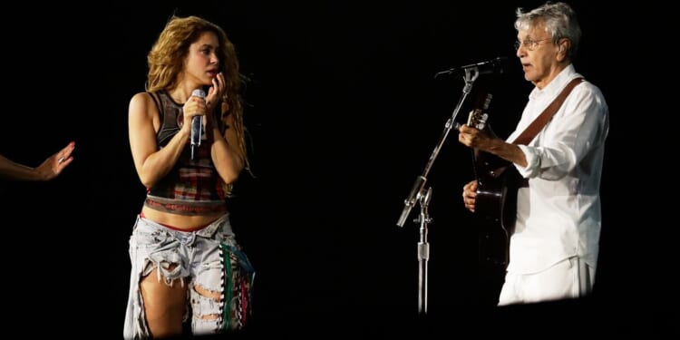 Shakira to follow Madonna and Lady Gaga in giving a huge free concert on Copacabana Beach