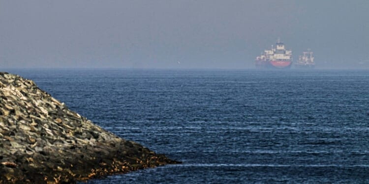 U.S. military to free blockaded commercial ships in the Strait of Hormuz