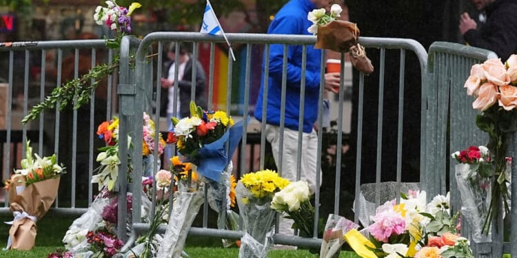 Man to plead guilty in Colorado firebombing attack on pro-Israel demonstrators