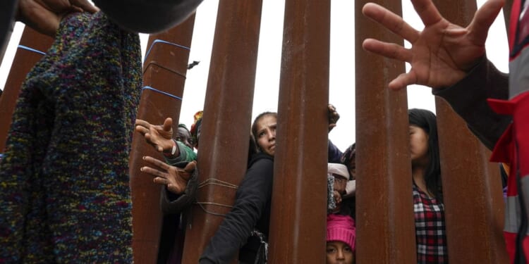 Most voters say Democrats want open borders, the Harvard CAPS/HarrisX poll shows