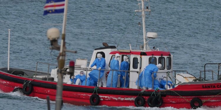 3 patients are being evacuated to Europe from cruise ship with hantavirus outbreak