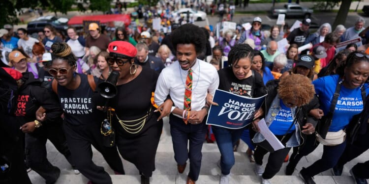 South Carolina joins Southern redistricting push after Supreme Court ruling on minority districts