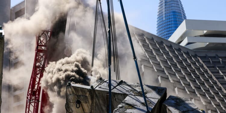 Vaillancourt Fountain in San Francisco catches fire while structure is being dismantled