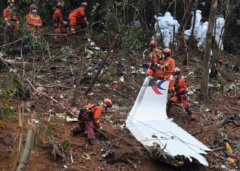 New data on 2022 China plane crash suggests cockpit struggle and fuel cut